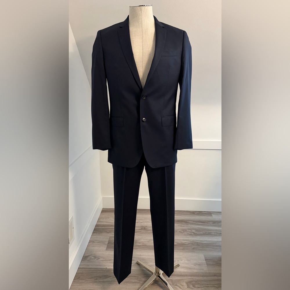 Boss Dark Blue Men's Suit